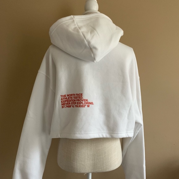 The North Face Cropped White Hoodie - Picture 2 of 7